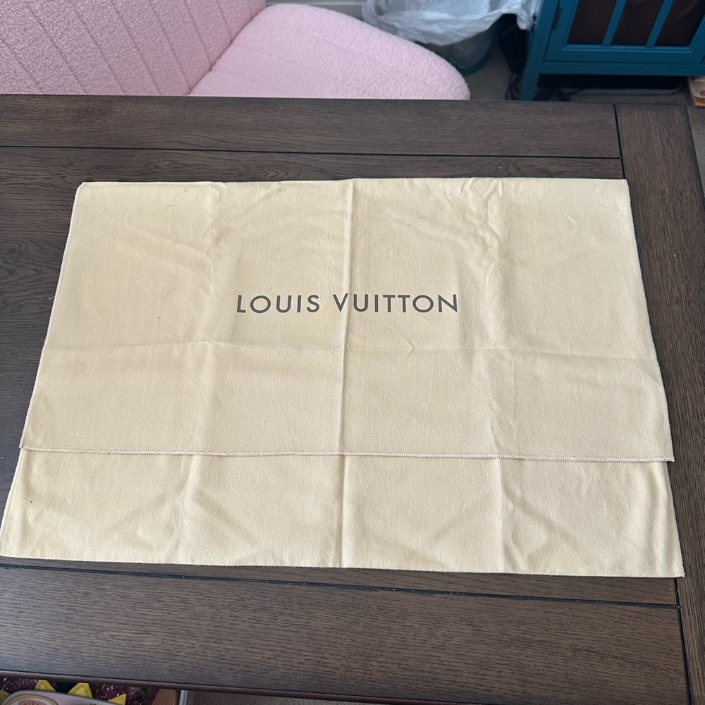 Louis Vuitton Travel Dust Bag